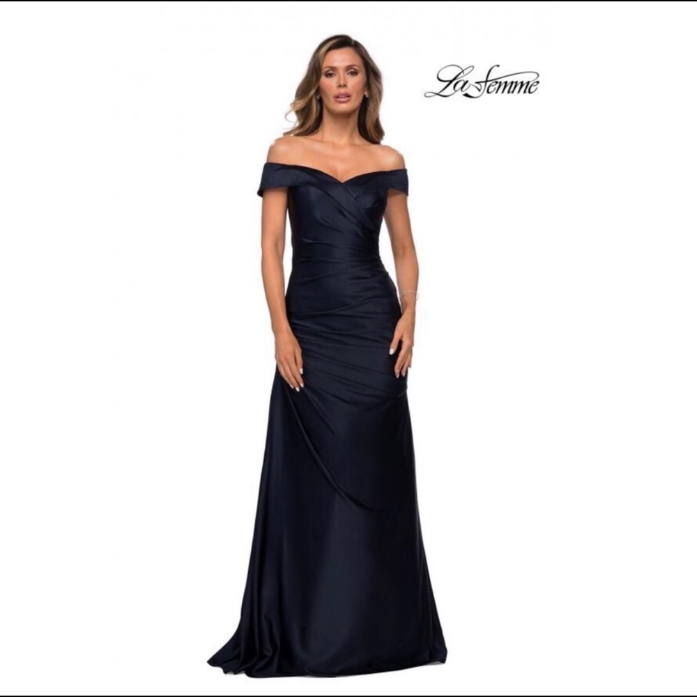 LA FEMME Off The Shoulder Pleated Navy Satin Evening Gown Prom Dress